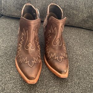 Ariat Women’s Pendleton Weathered Chestnut /Fire Legend Dixon Boot 8.5 B Medium